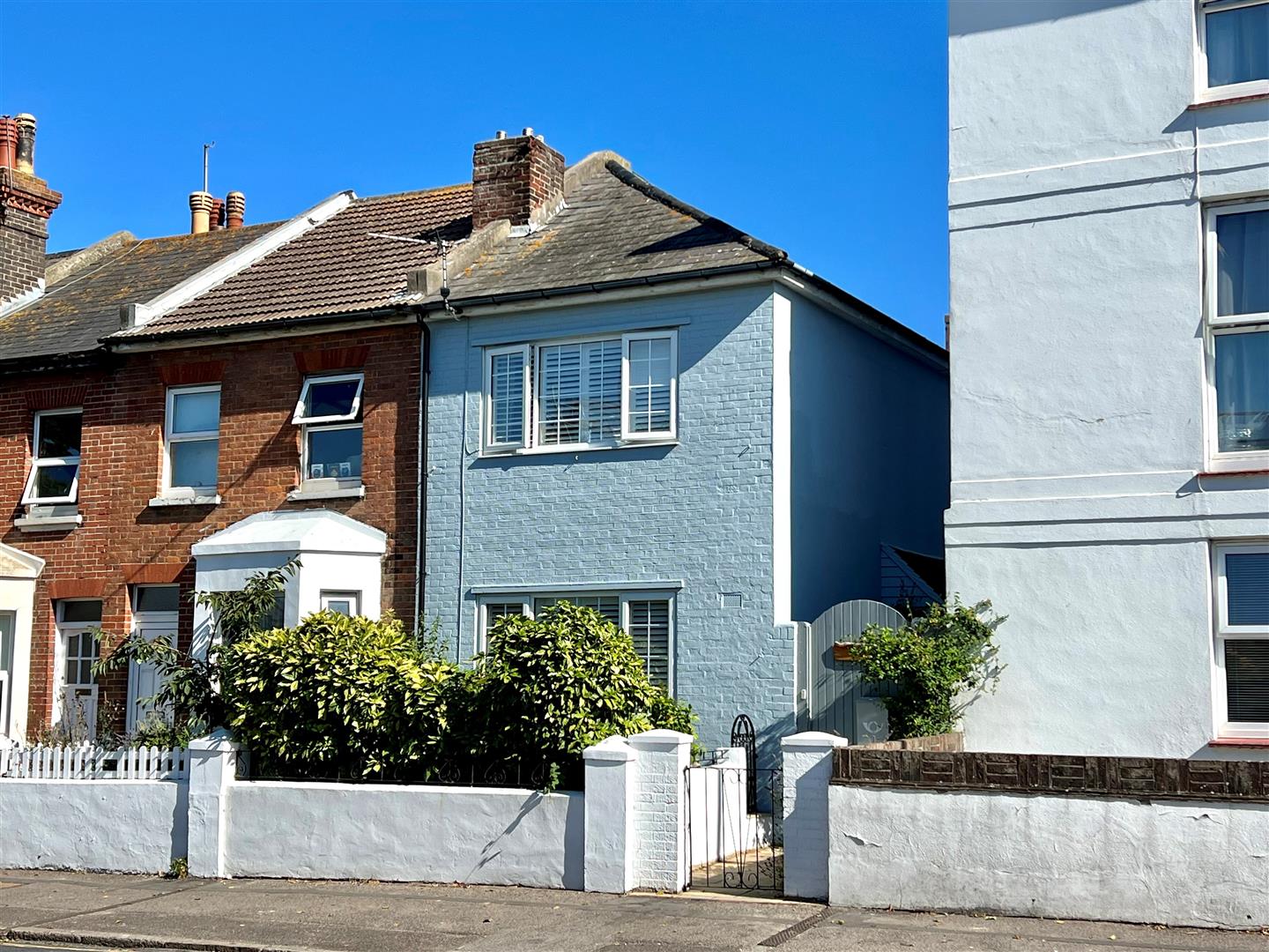 Property Details for Langney Road Eastbourne East Sussex BN22 8AQ